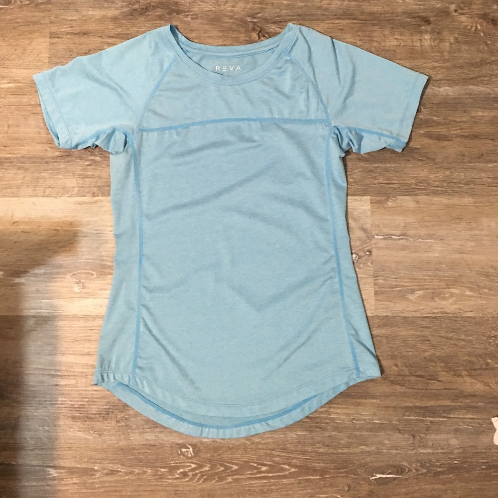 Athletic shirt